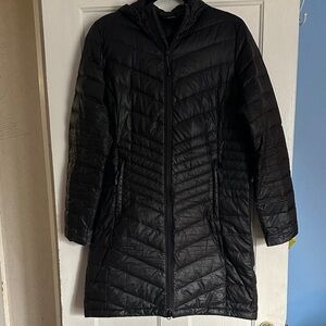 Mountain Hardwear Black Hooded packable down Puffer Jacket
